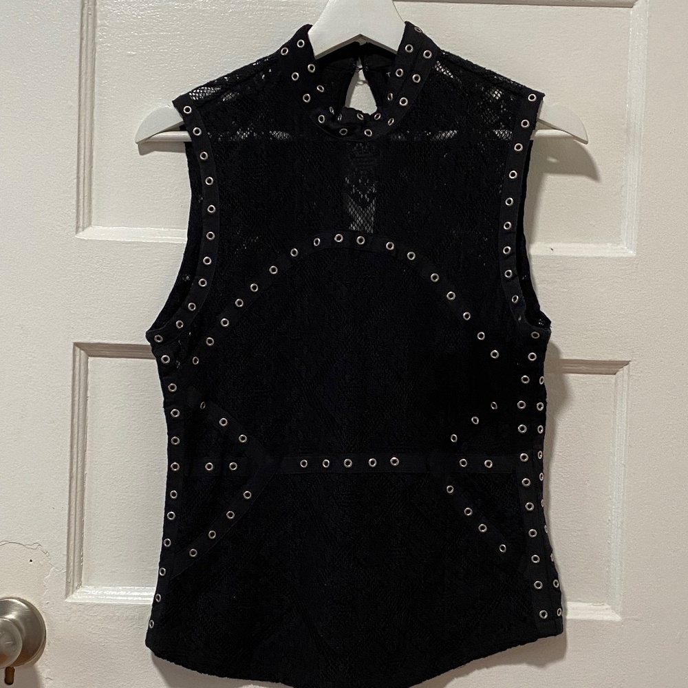 TOPSHOP LACE TANK